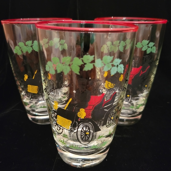 Vintage Jeanette Glasses by Libbey. 1904 Cadillac Automobile Drinking Glasses. - Picture 2 of 7